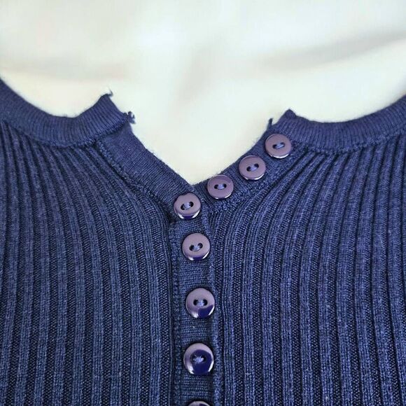 y2k minimalist fitted henley - Picture 3 of 6